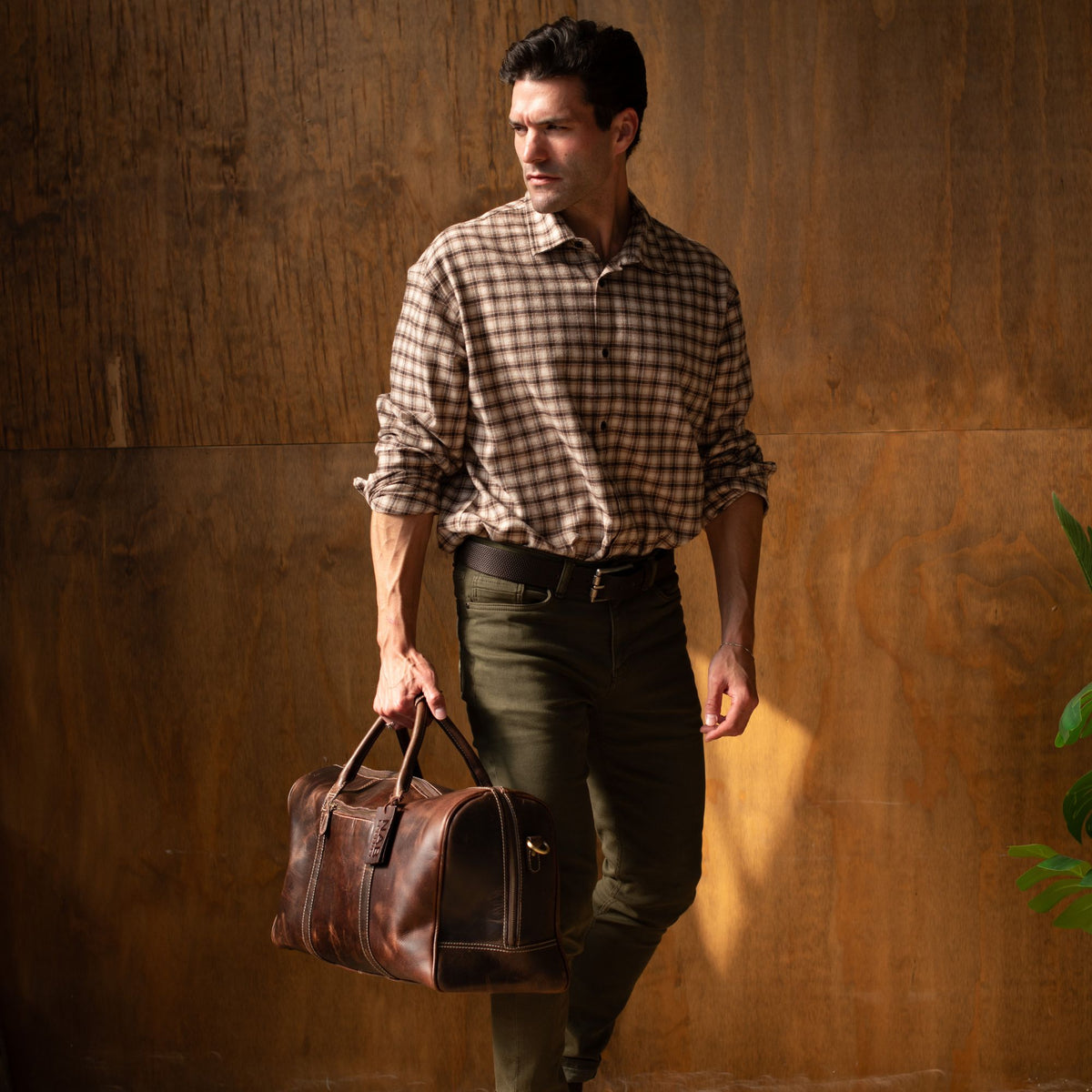 The Wayfarer brown full-grain leather duffle bag
