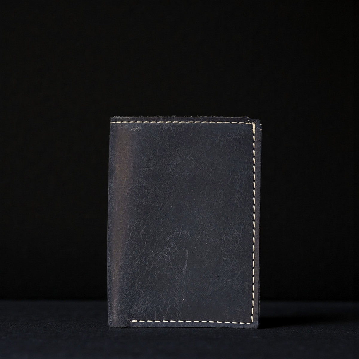 Meraki full-grain leather trifold wallet in black