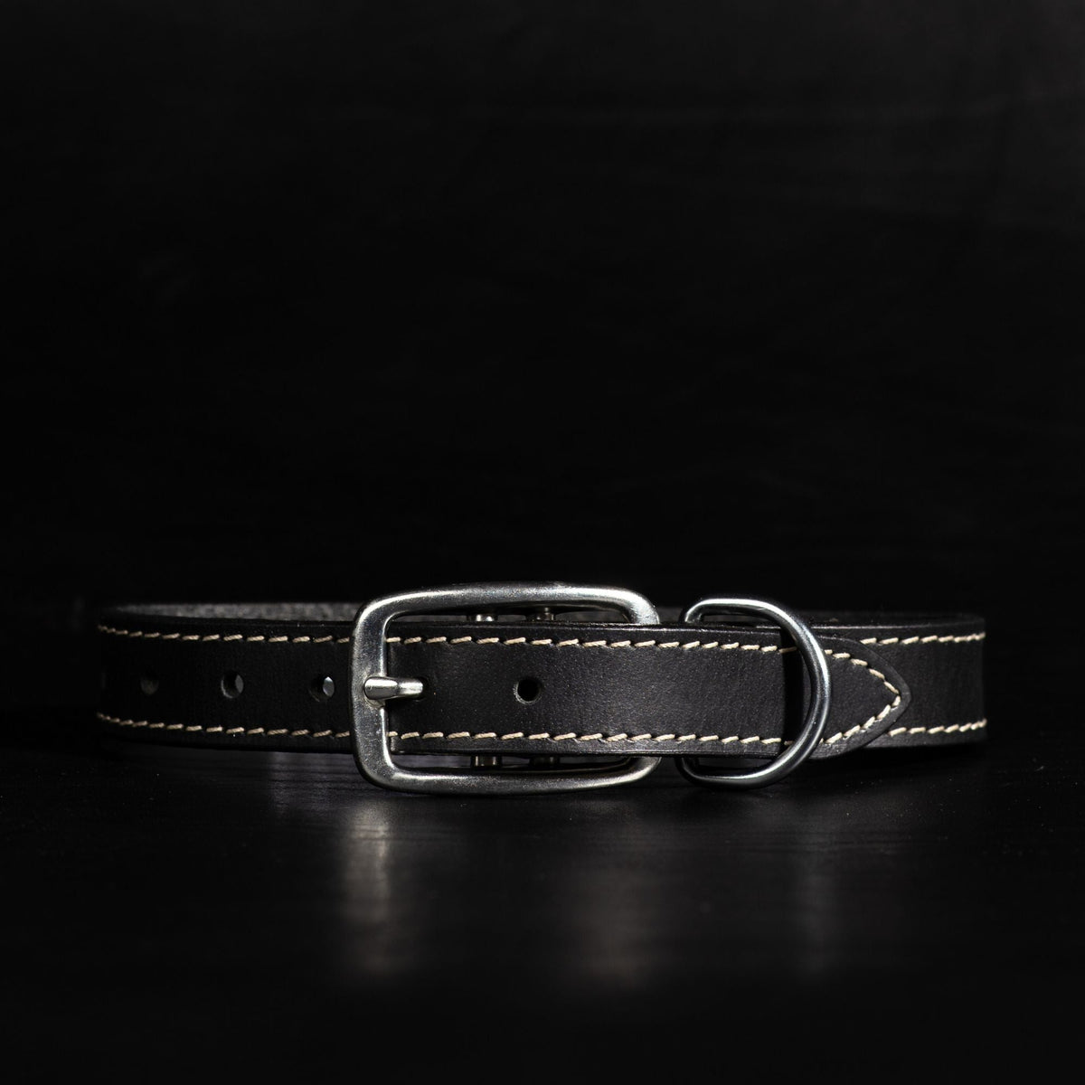Trailblazer cognac stitched leather dog collar