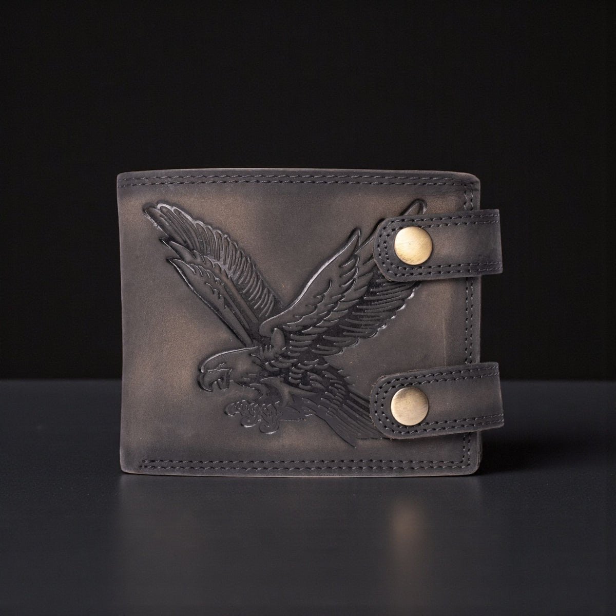 Eagle's Crest full-grain leather wallet in black