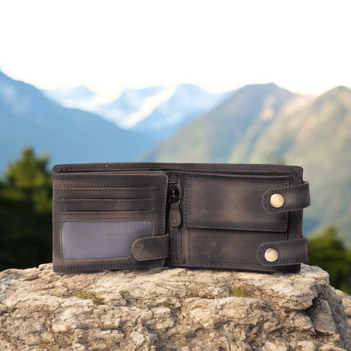 Eagle's Crest full-grain leather wallet