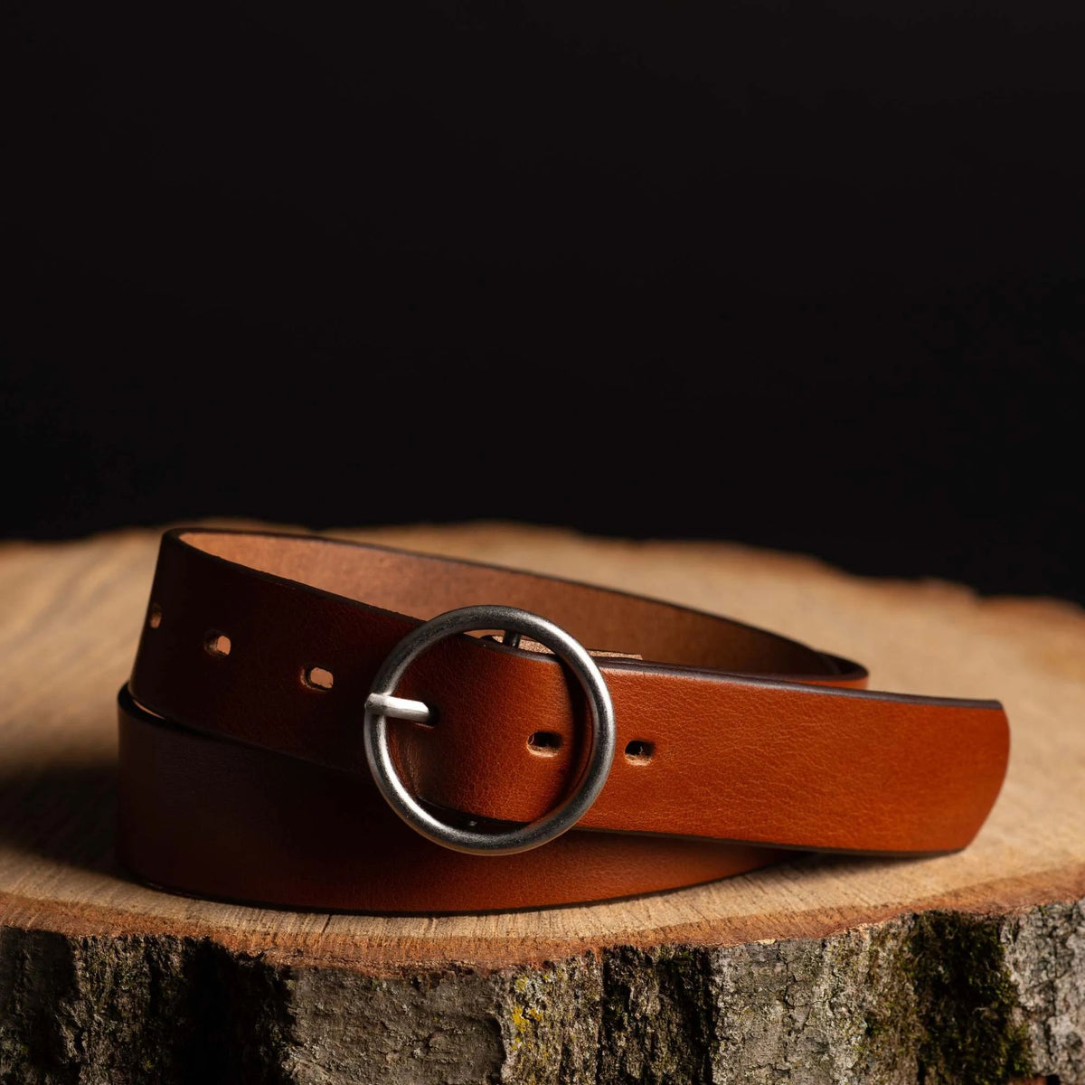 Sempre vachetta leather waist belt with circular buckle in cognac