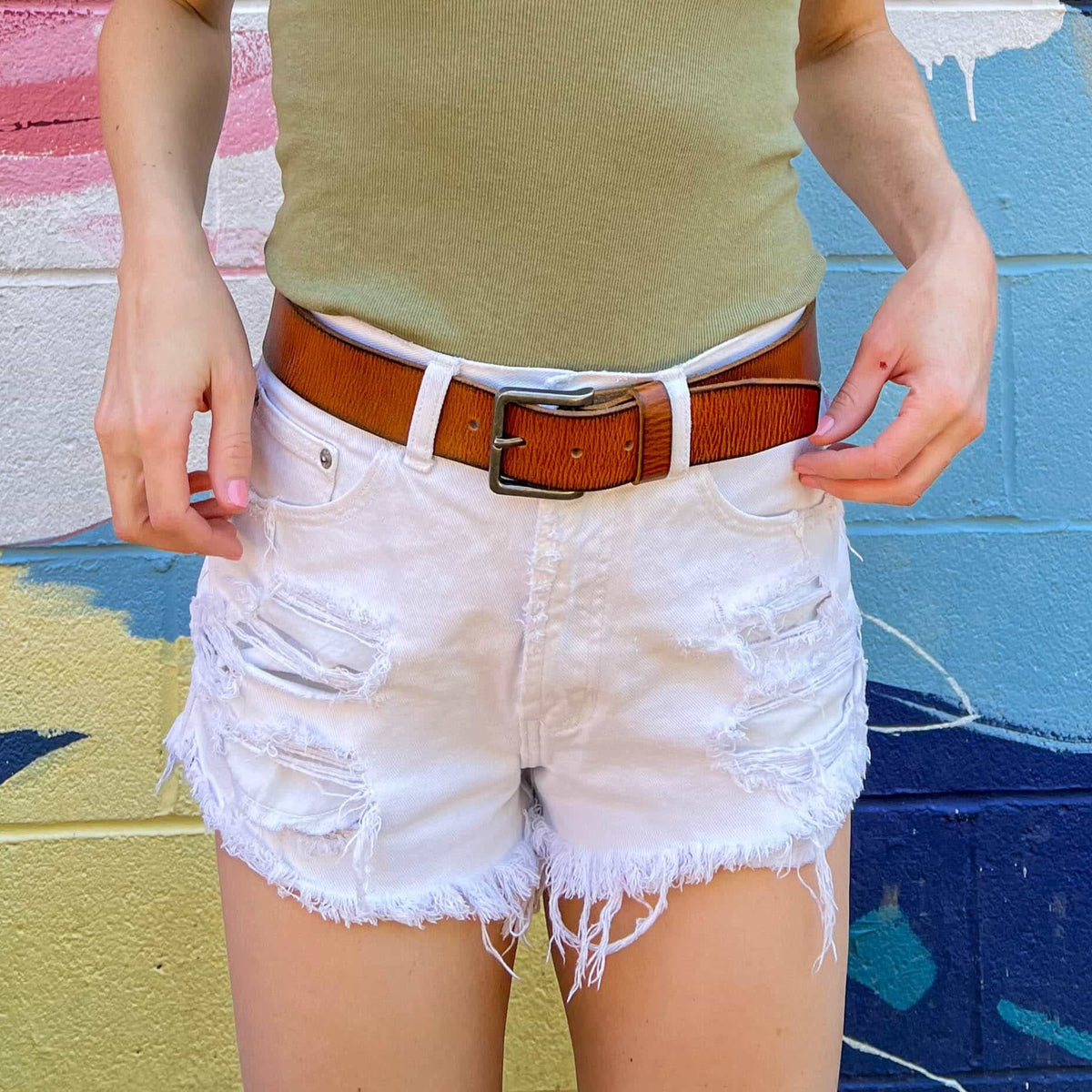 The Canyon women's leather belt with charred edges