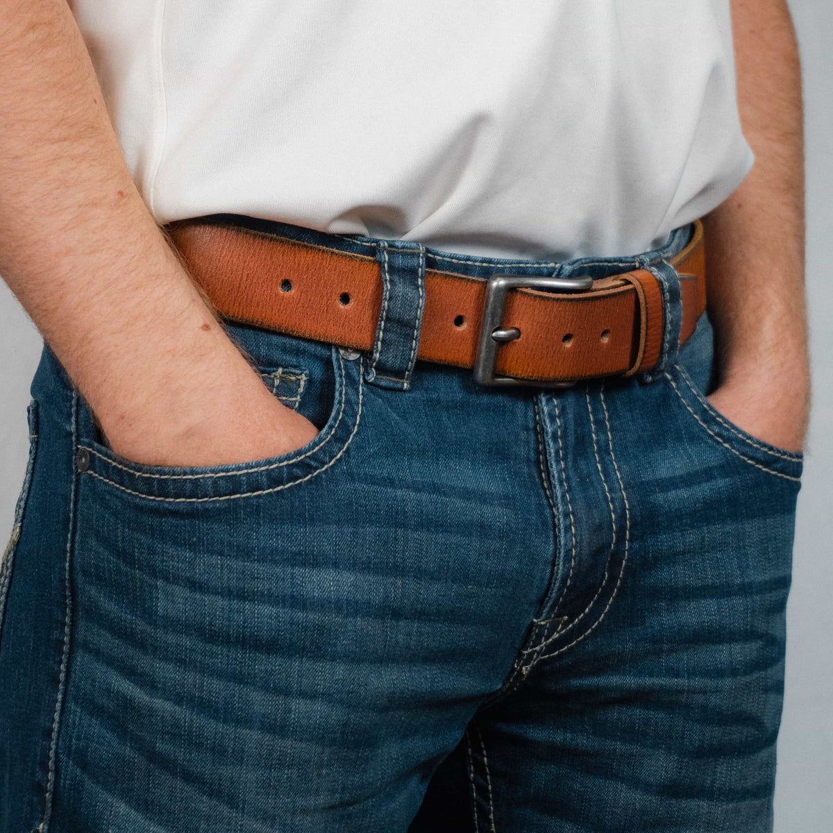 The Canyon leather belt with charred edges