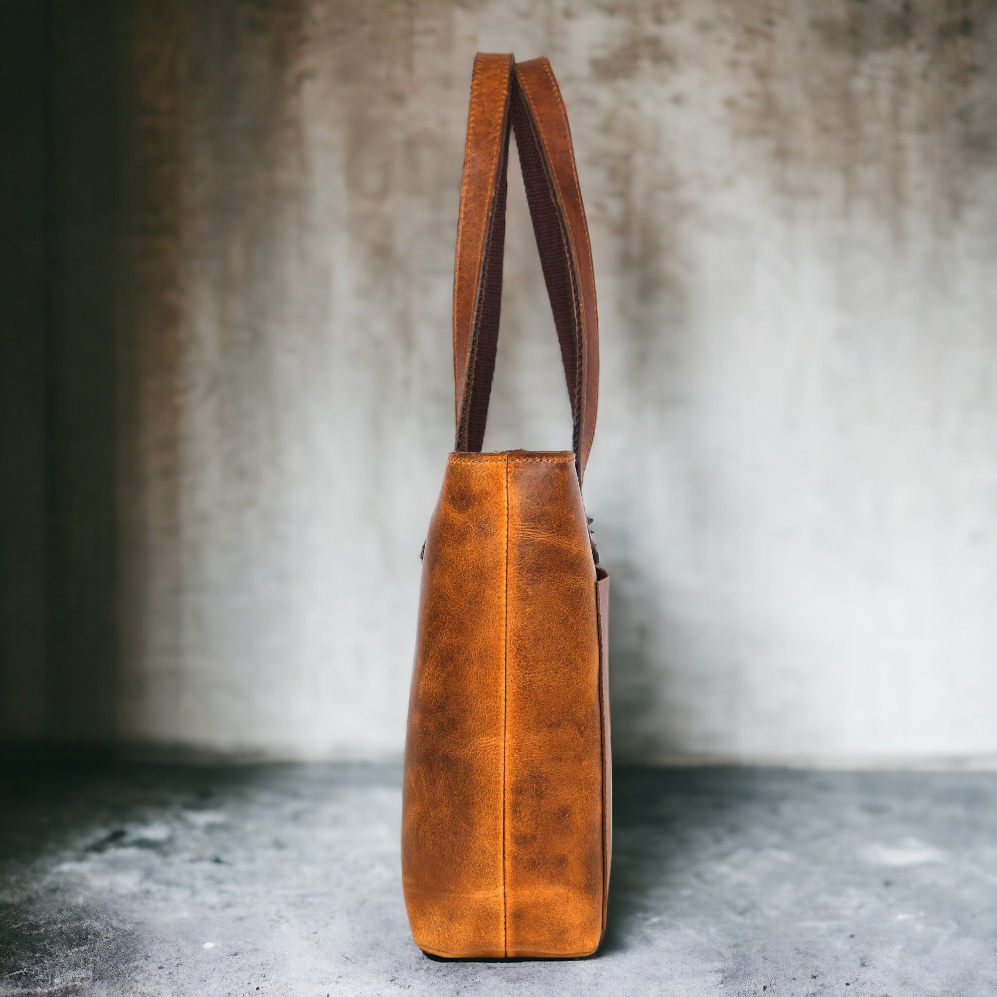 Linen Cognac Leather Tote main image 0