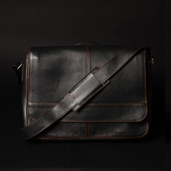 Lisbon - Vintage Black Full-Grain Leather Laptop Bag