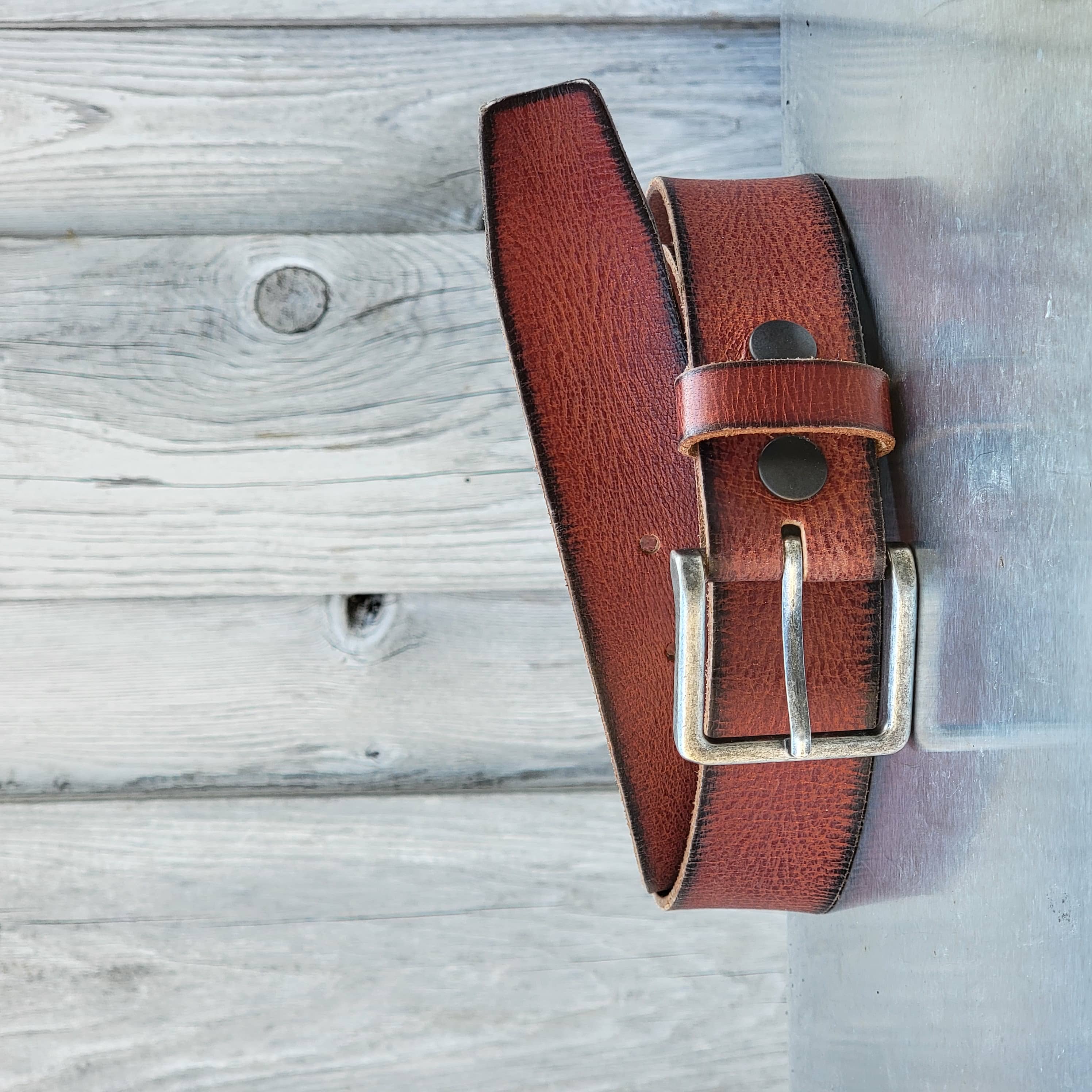 The Mountain Belt - Grey Leather Belt with Charred Edges