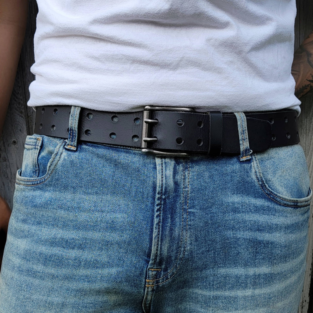 Double hole full-grain leather belt