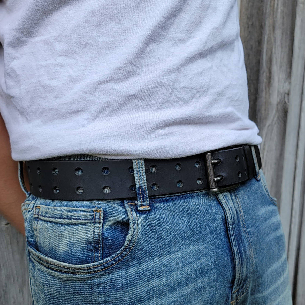The Double Hole Belts 2-piece leather belt gift set