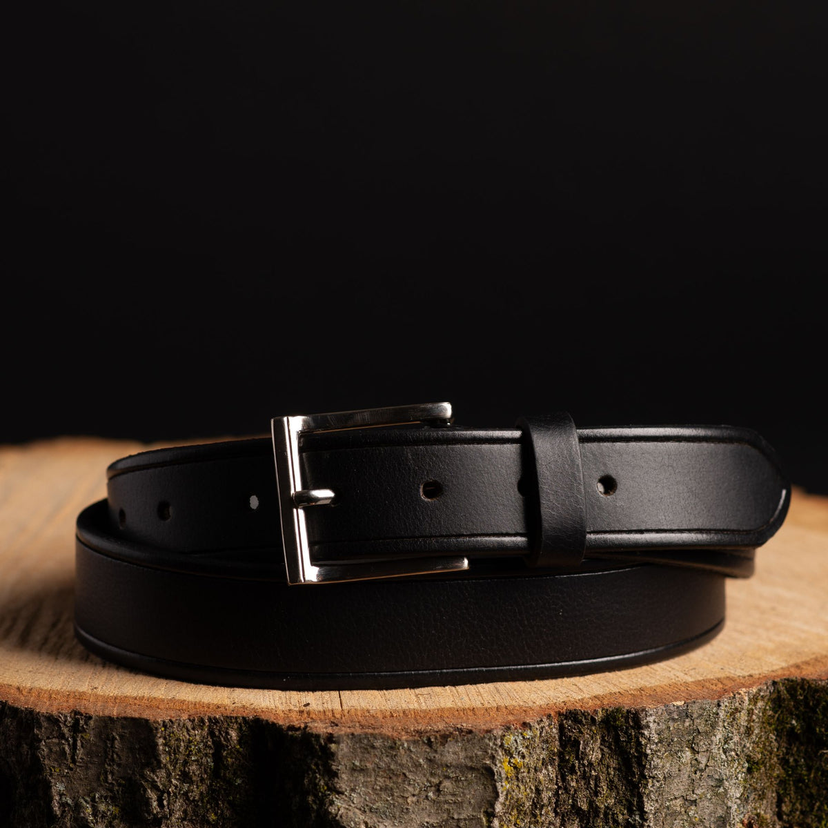 The Obelisk black edge pipe full-grain leather belt